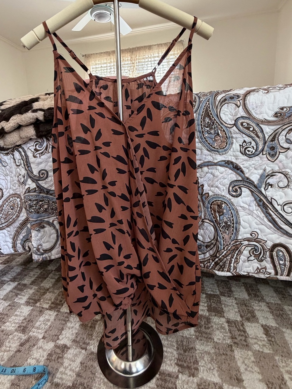 Surplice style flowy tank top size XL